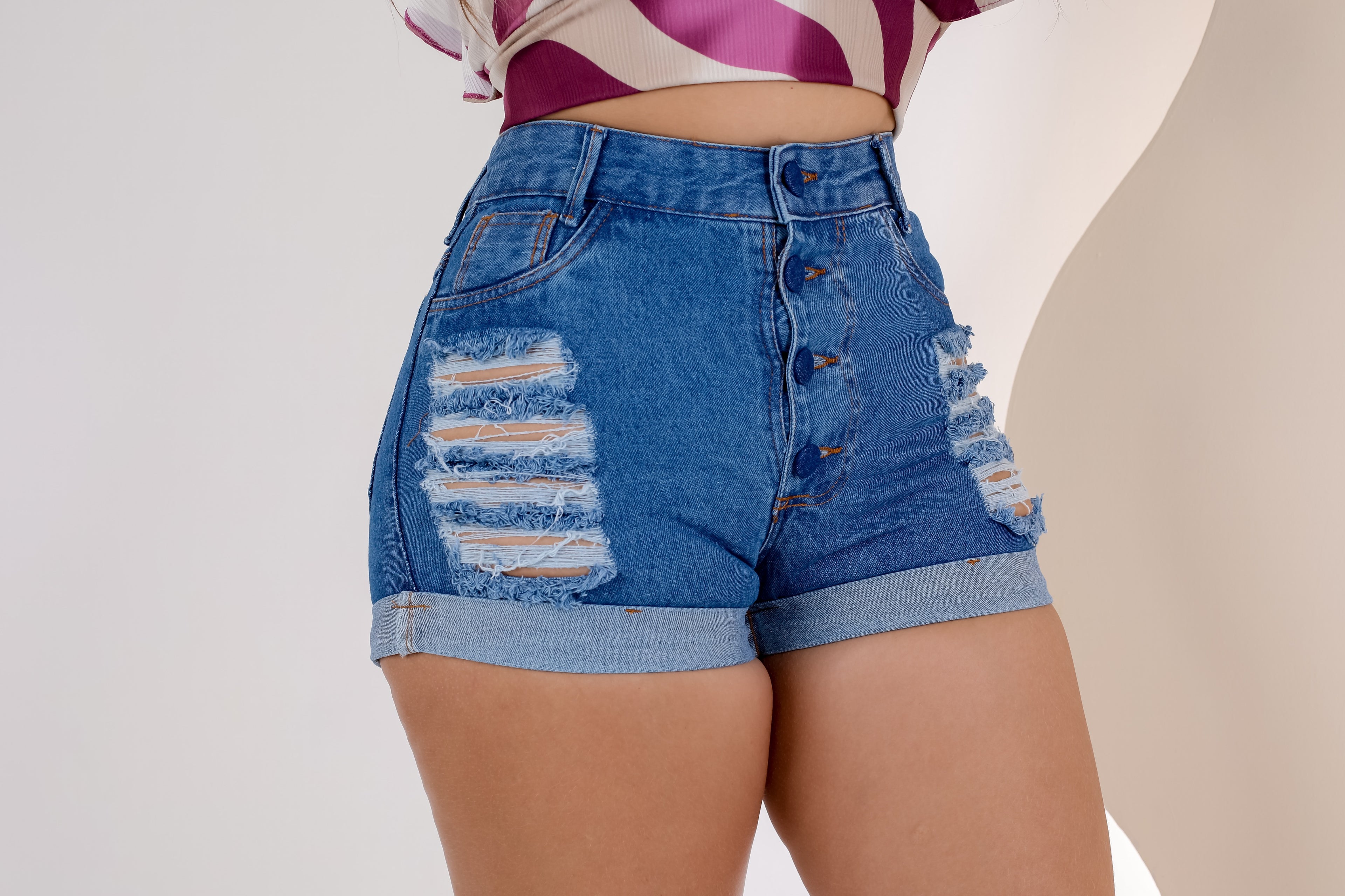 Short Jeans Feminino Cintura Alta
